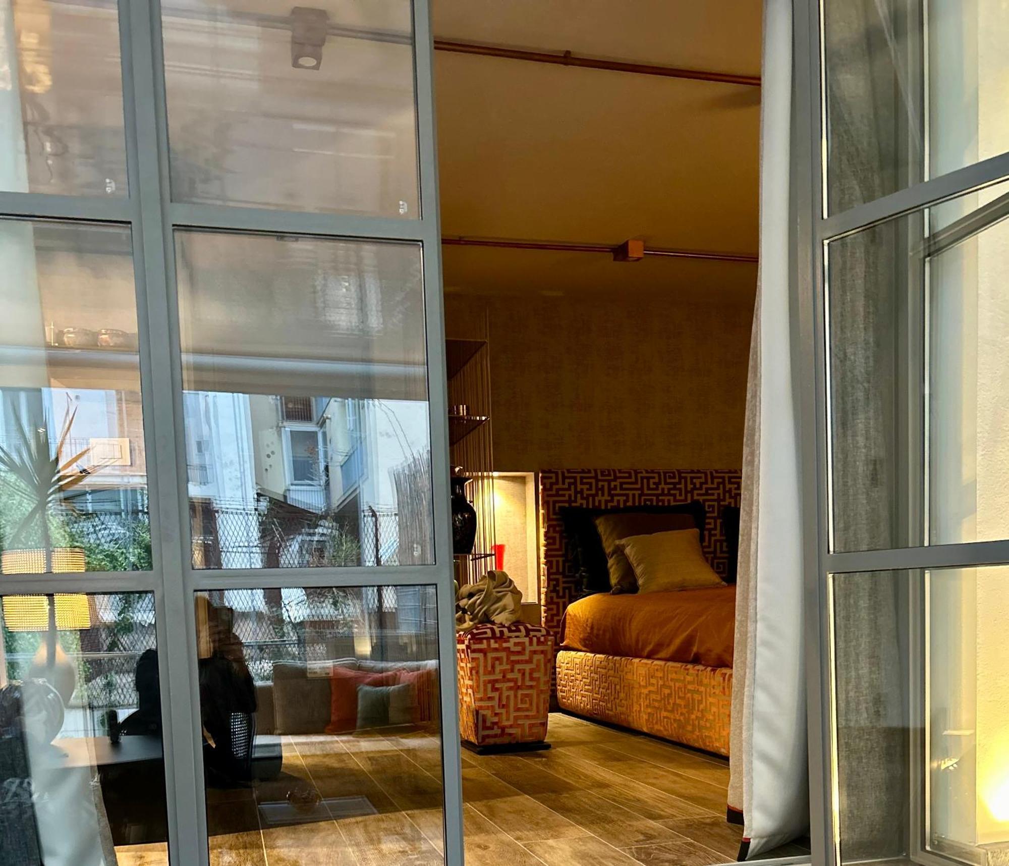 Portrait Luxury Loft Apartment Бари Екстериор снимка