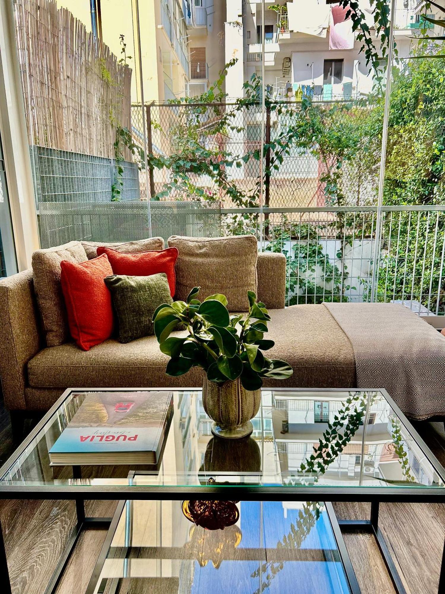 Portrait Luxury Loft Apartment Бари Екстериор снимка